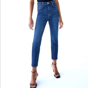 COPY - New with tags Zara Vintage HI-Rise Skinny Jeans